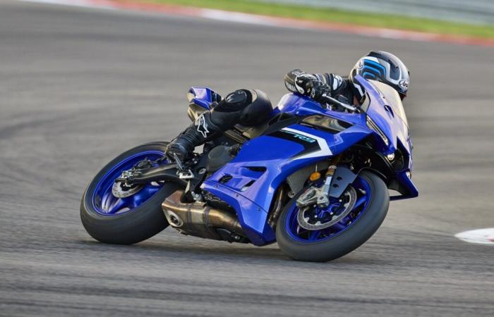 Novità – Yamaha presenta la R9, il suo “sostituto” per la pista e la strada