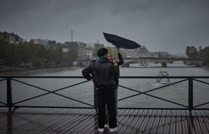 Belgio, Francia, Portogallo, Spagna… la tempesta Kirk travolge parte dell’Europa (foto)