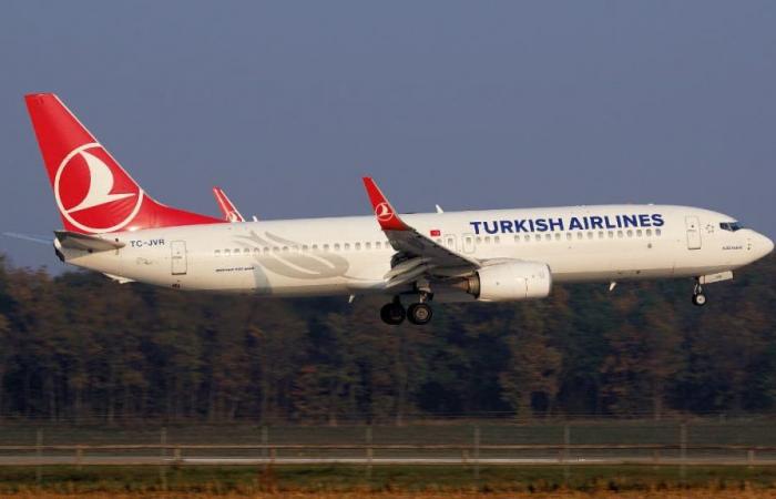 Muore in volo il pilota della Turkish Airlines, aereo costretto ad un atterraggio d’emergenza a New York