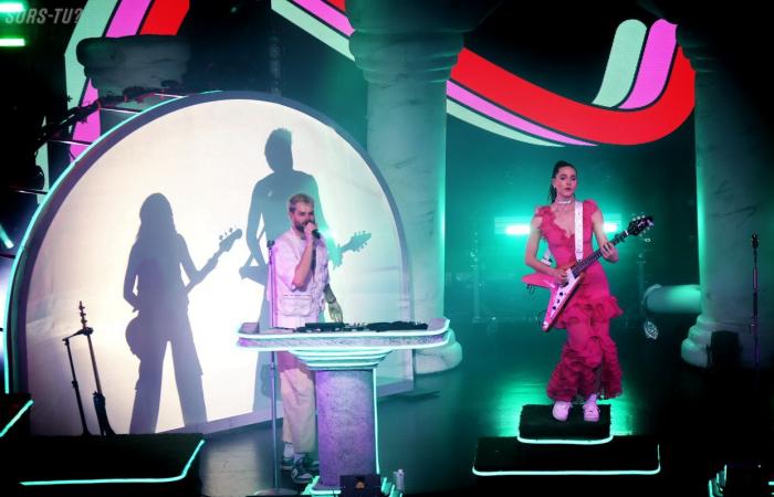 Sofi Tukker al MTELUS | Come un club gigante! – Esci? – Media per gite culturali a Montreal e Quebec