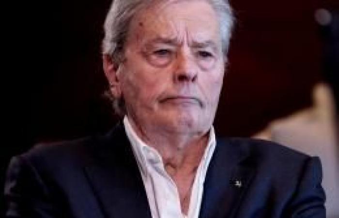 quando Patrick Sabatier andò in vacanza con Alain Delon