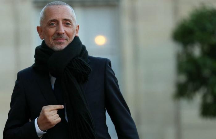 Gad Elmaleh, alias “Chouchou”, rileva il leggendario cabaret “Chez Michou” a Montmartre