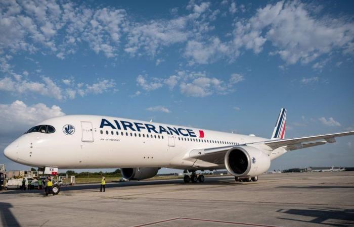 Un aereo dell’Air France “ha visto” passare i missili lanciati dall’Iran contro Israele