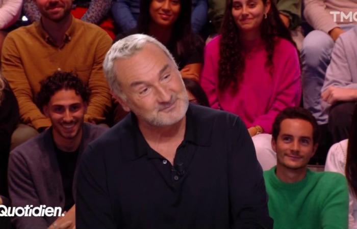 Quotidiano: Gilles Lellouche cambia look e Yann Barthès non se ne lascia sfuggire