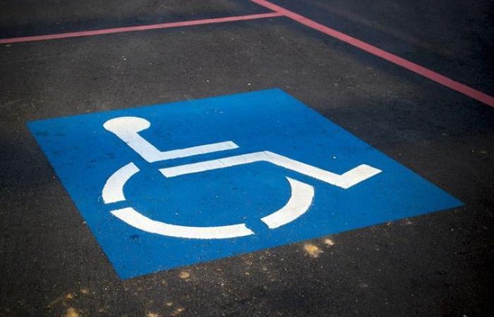 Un centro per disabili dell’APF Francia in sciopero contro i tagli ai posti di lavoro