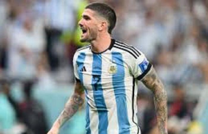 Rodrigo De Paul: “Il Pallone d’Oro andrà a un giocatore che non lo merita”, le rivelazioni dell’argentino