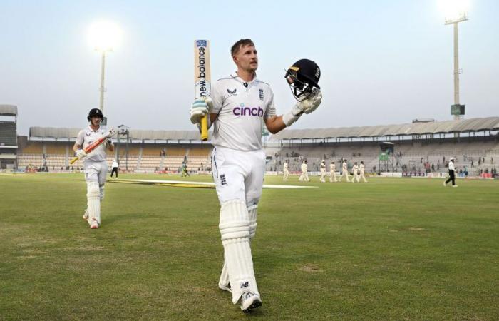 Ben Duckett e Marcus Trescothick elogiano l’umile Joe Root dopo l’inning da record dell’Inghilterra contro il Pakistan