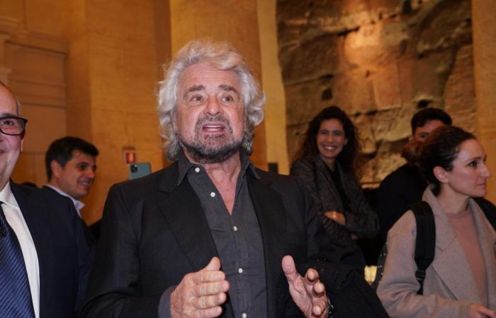 M5s, Grillo: È ora di ripartire, le lotte, i sogni e il futuro che ci aspettano