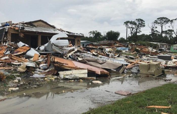 Almeno 4 morti nella contea di St. Lucie dopo lo scoppio del tornado, dice il funzionario