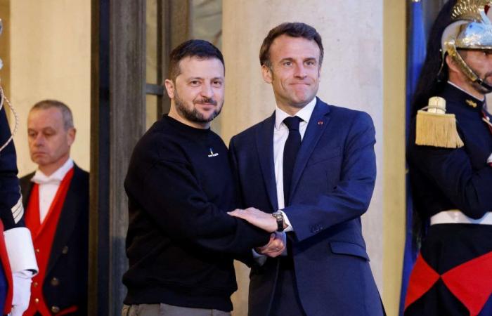 Macron riceve Zelenskyj per “riaffermare il costante sostegno della Francia”