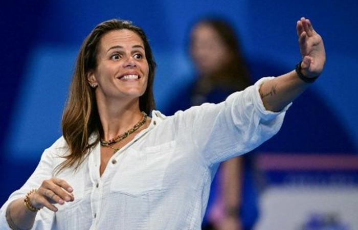 Laure Manaudou: perché la nuova attività della nuotatrice, segnalata dall’Osservatorio degli abusi settari, suscita polemiche?