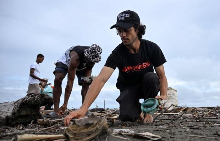 Colombia | Una piccola economia dalla plastica riciclata sulle spiagge del Pacifico