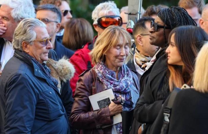 Tra risate e lacrime: uno sguardo al commosso addio di Michel Blanc (foto)