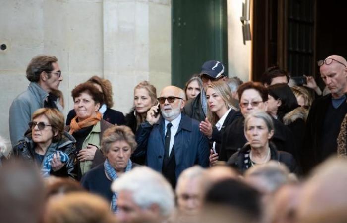 Tra risate e lacrime: uno sguardo al commosso addio di Michel Blanc (foto)