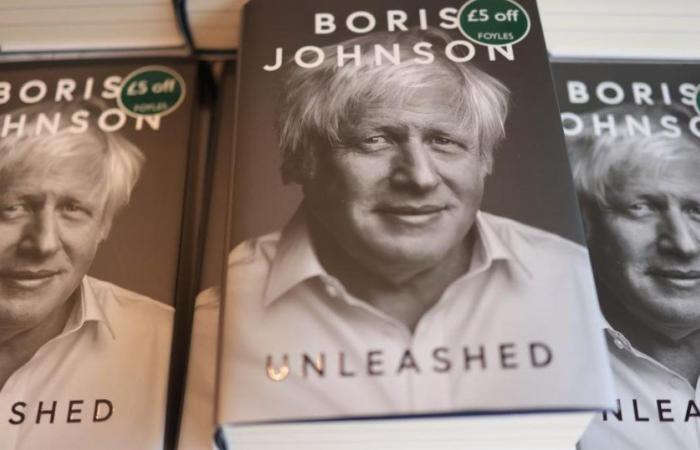 Fedele a se stesso, Boris Johnson pubblica le sue memorie e affronta tutto – rts.ch