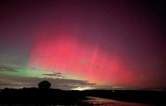 foto dell’aurora boreale per “alleviare il dolore delle vittime”