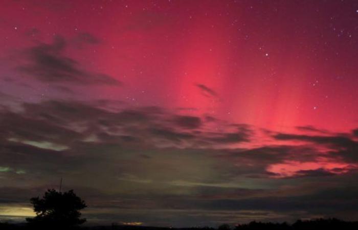 L’aurora boreale catturata ieri sera a Vesoul