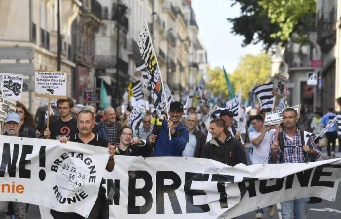 A Nantes, mobilitati per la riunificazione della Bretagna