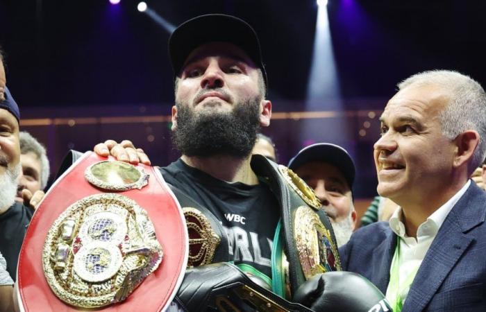 Boxe: Artur Beterbiev diventa campione indiscusso con la vittoria contro Dmitrii Bivol