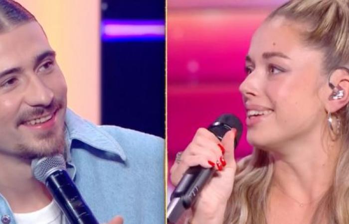 Emma canta davanti a lui una hit di Pierre Garnier, il cantante incantato