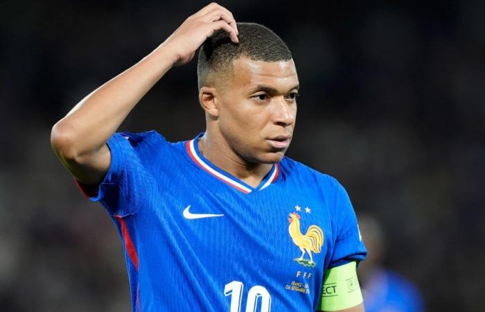 di fronte alle critiche, Mbappé si presenta in palestra