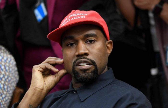 Kanye West accusato di aver drogato e violentato la sua ex assistente durante una festa organizzata dal rapper