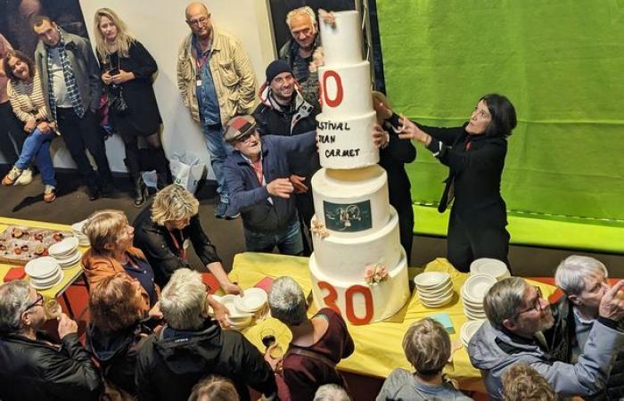 Chi ha festeggiato il suo 30° anniversario al cinema CGR di Moulins con centinaia di ospiti? È Jean-Carmet!