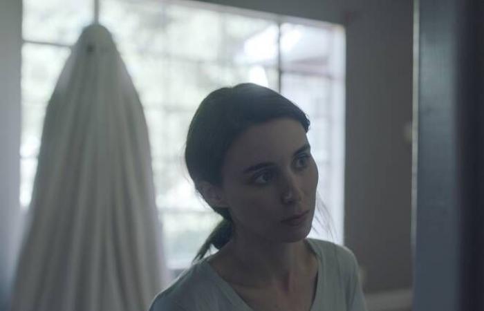 “A Ghost Story” ci ricorda quanto sia difficile lasciare andare