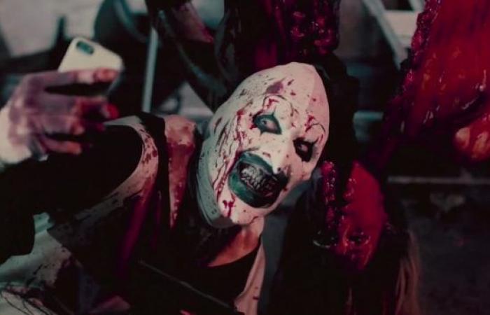 devi (ri)vedere questo slasher esagerato su un clown psicopatico