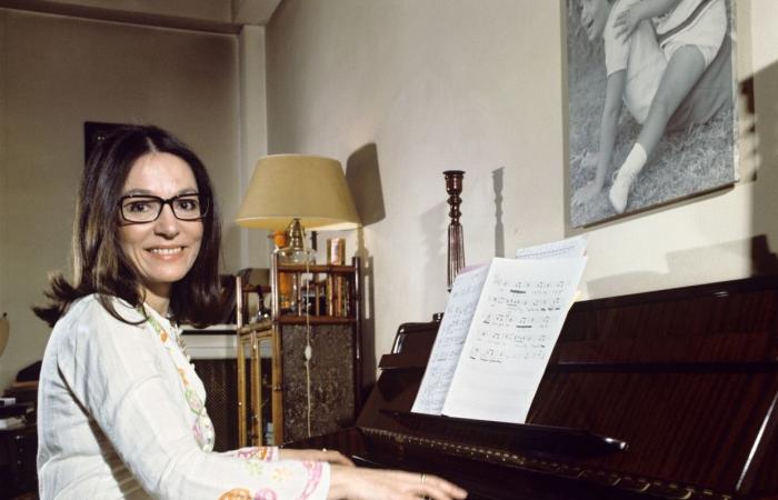 Nana Mouskouri in un’intervista per il suo 90esimo compleanno