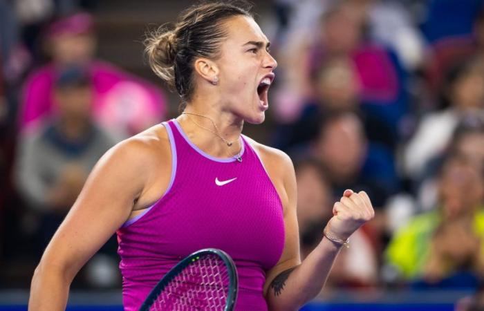 WTA Wuhan: Aryna Sabalenka incoronata contro Qinwen Zheng (6-3, 5-7, 6-3) e si avvicina al 1° posto mondiale