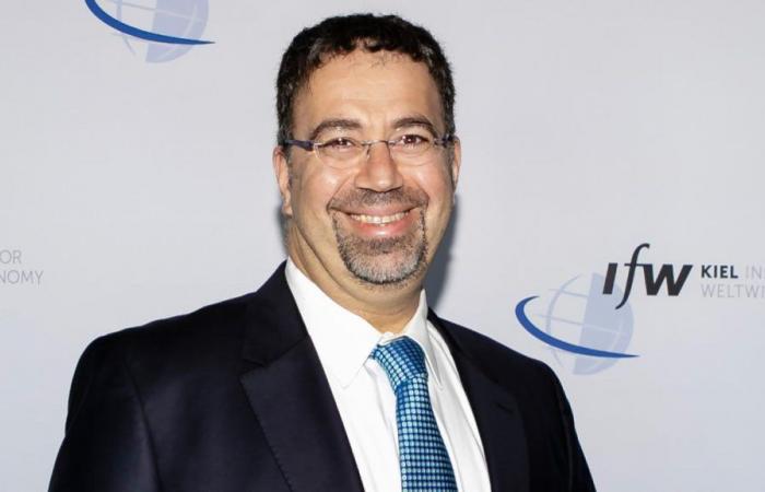 Premio Nobel per l’economia 2024, Daron Acemoglu ha recentemente elogiato le riforme di Emmanuel Macron