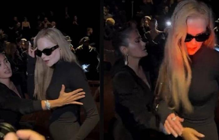 Questo gesto incomprensibile di Nicole Kidman su Salma Hayek alla settimana della moda di Parigi infiamma Internet