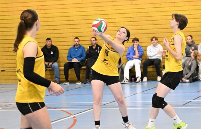 PALLAVOLO: I Séniors du Creusot vincono contro Fontaines lès Dijon, i filels M18 battuti nella Coupe de France