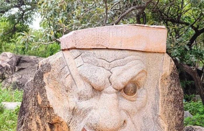 Burkina/Turismo: Alcune sculture su granito di Laongo e i loro significati