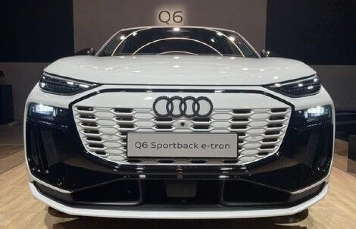 L’Audi Q6 e-tron abbassa la testa in versione Sportback al World Car Championship