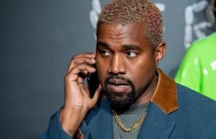 Julia Fox si rammarica della sua breve relazione con Kanye West