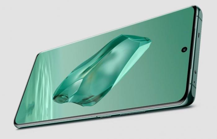 Un leak rivela che OnePlus 13 sarà dotato di uno scanner di impronte digitali ad ultrasuoni e costerà più di OnePlus 12