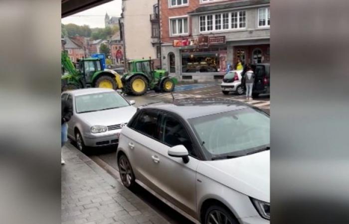 “Non uscirai vivo da qui”: manifestanti armati di sbarre di ferro contestano l’accordo di maggioranza a Rochefort