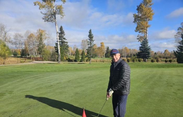 A 92 anni gioca a golf