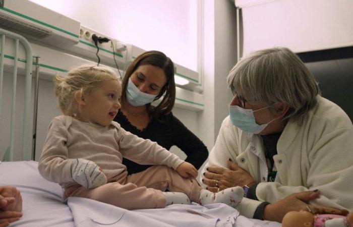 “Samy e gli angeli di Timone”: nel reparto di neurologia pediatrica al centro del documentario di Églantine Éméyé