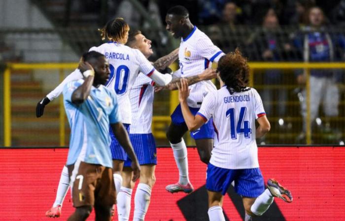 ridotti a dieci, i Blues vincono faticosamente in Belgio (2-1)