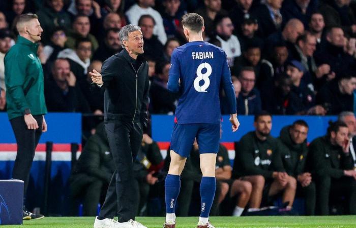 PSG: Luis Enrique ha una talpa nello spogliatoio