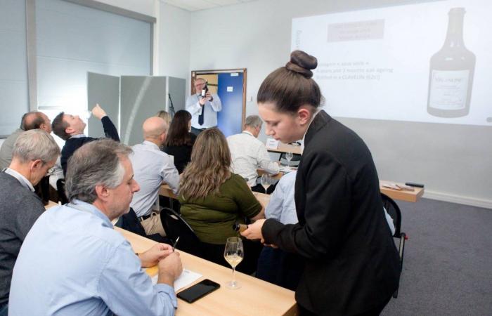 DIJON: Durante il Congresso Mondiale della Vigna e del Vino, il Giura e la Borgogna hanno offerto dei workshop