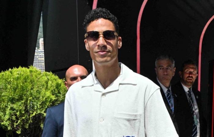 “Il sistema è costruito in modo che il giocatore non si accorga di essere preso in giro”, avverte Varane sugli eccessi nel mondo del calcio