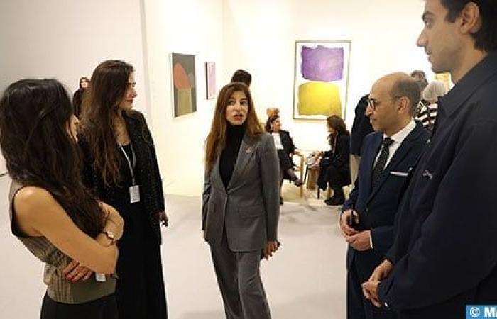 Artisti marocchini contemporanei sulle pareti di Art Basel Paris