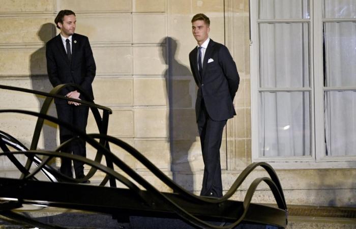 Bella gente e bella biancheria durante la visita di stato in Francia del Re Filippo e della Regina Matilde