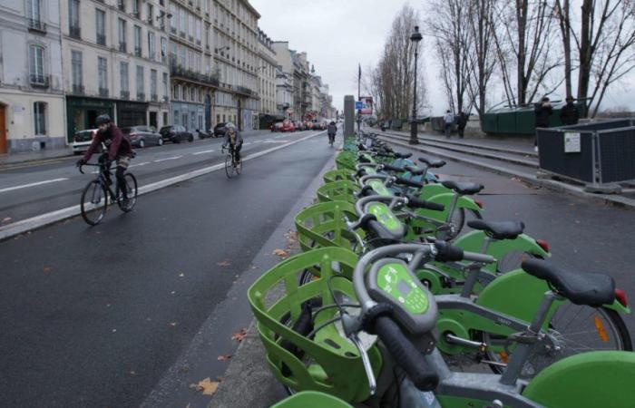 A Parigi, un ciclista di 27 anni muore schiacciato da un automobilista dopo un alterco