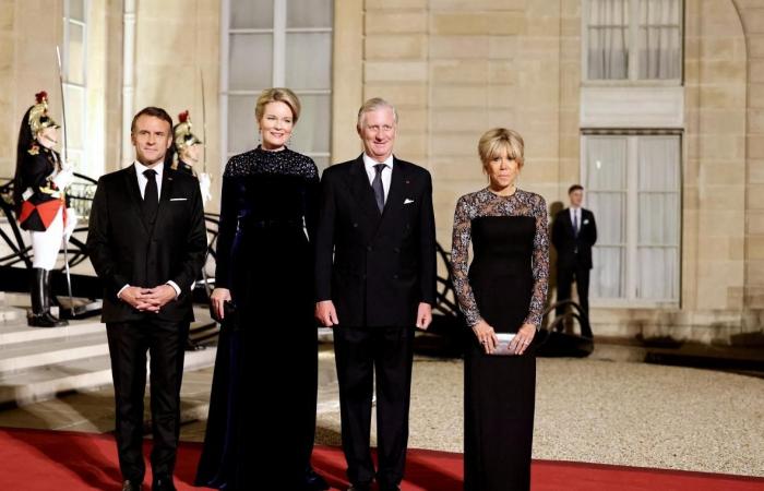 Bella gente e bella biancheria durante la visita di stato in Francia del Re Filippo e della Regina Matilde