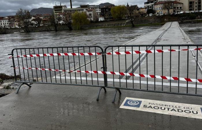 Allerta meteo: la passerella del Saoutadou, che attraversa il Tarn a Millau, sarà chiusa a partire dalle 15 di questo mercoledì 16 ottobre